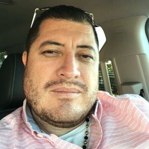 Meet your Posher, Luis